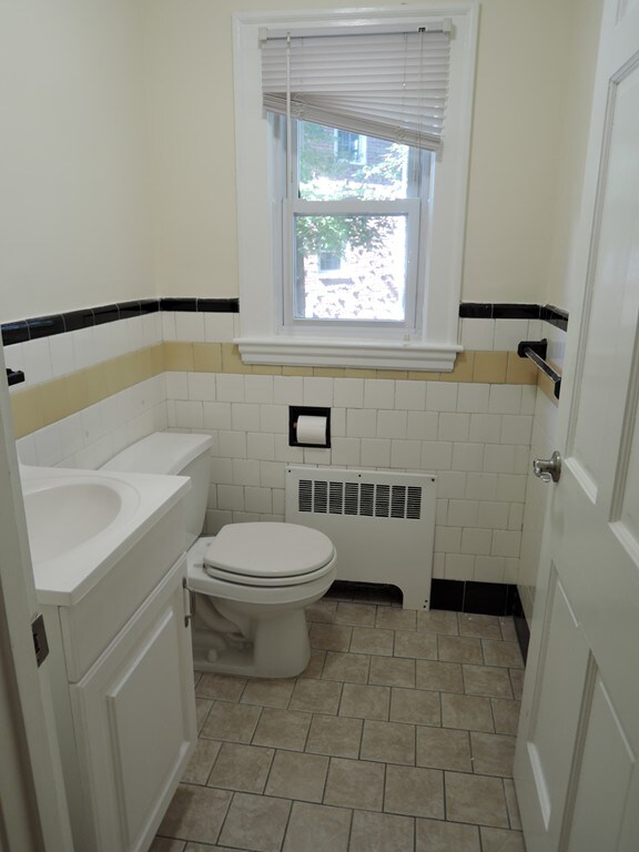 24 Gay St unit 2, Newton, MA 02460 - photo 7