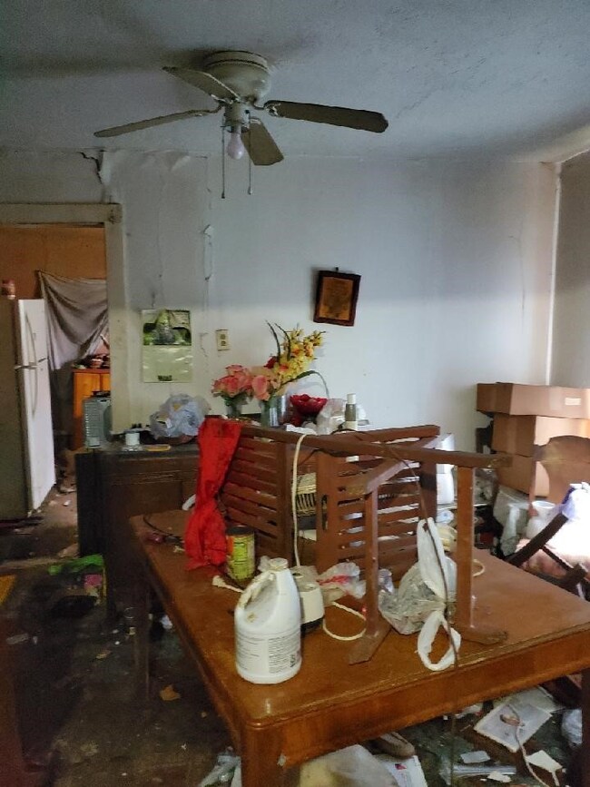 3127 Coal St, Houston, TX 77026 - photo 7