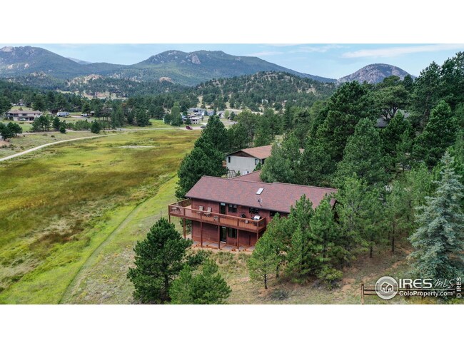 180 degree views from Kruger Rock to Ramshorn Mountain