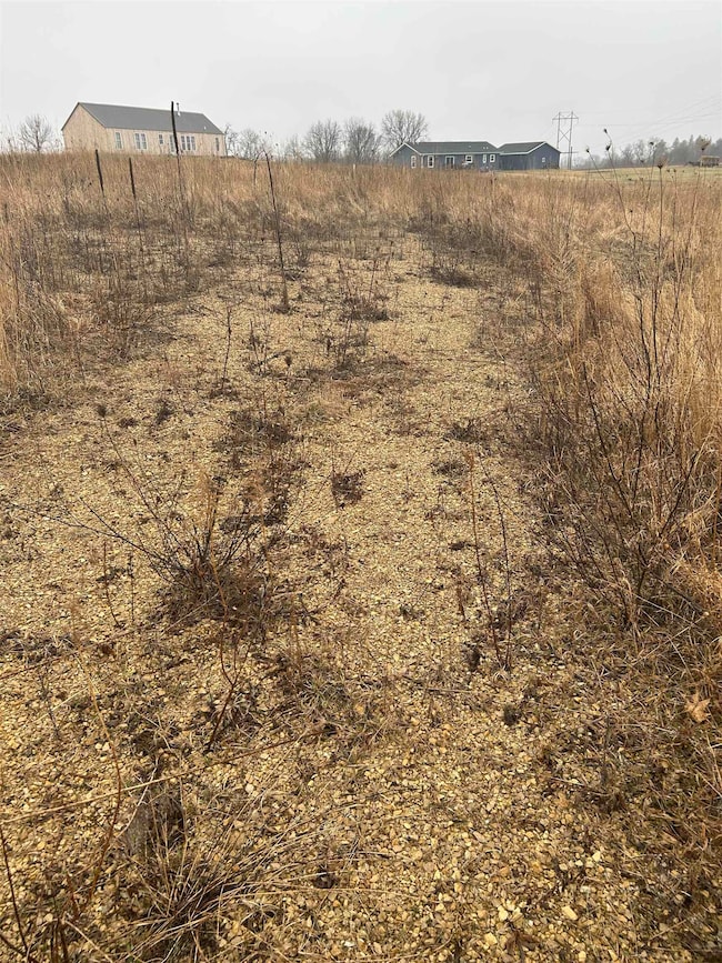 3707 Eckert Ln, Genoa, WI 54632 - photo 7