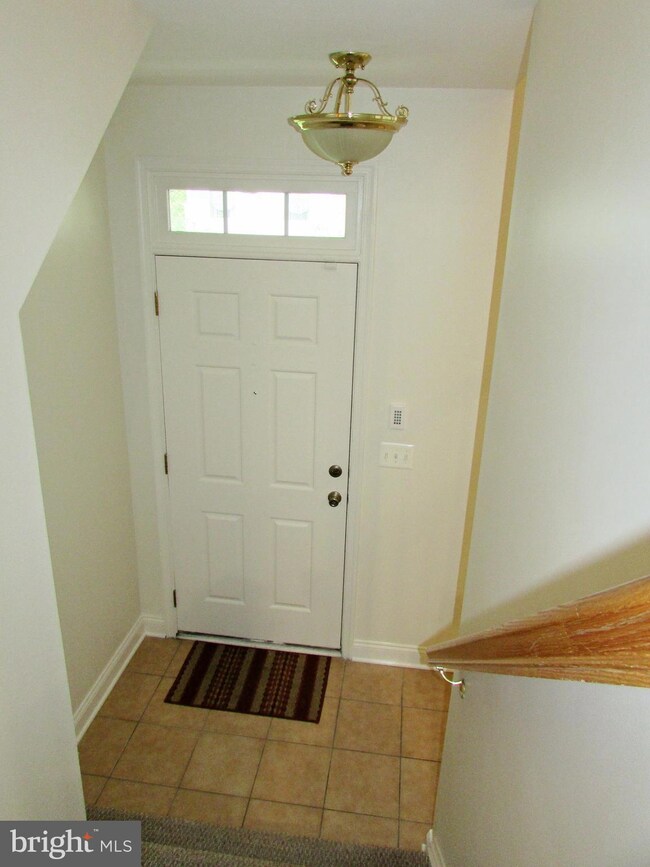 4314 Vintage Ivy Ln, Owings Mills, MD 21117 - photo 2