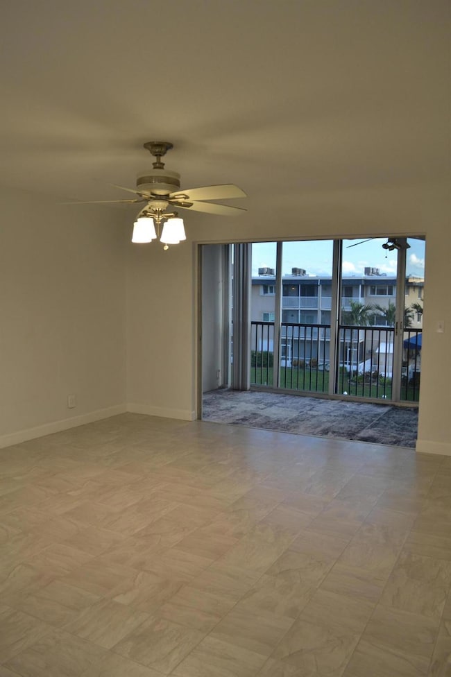 Shore Club unit 303, North Palm Beach, FL 33408 - photo 3