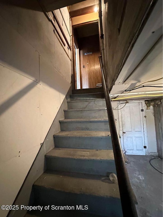 2089 N Main Ave, Scranton, PA 18508 - photo 2