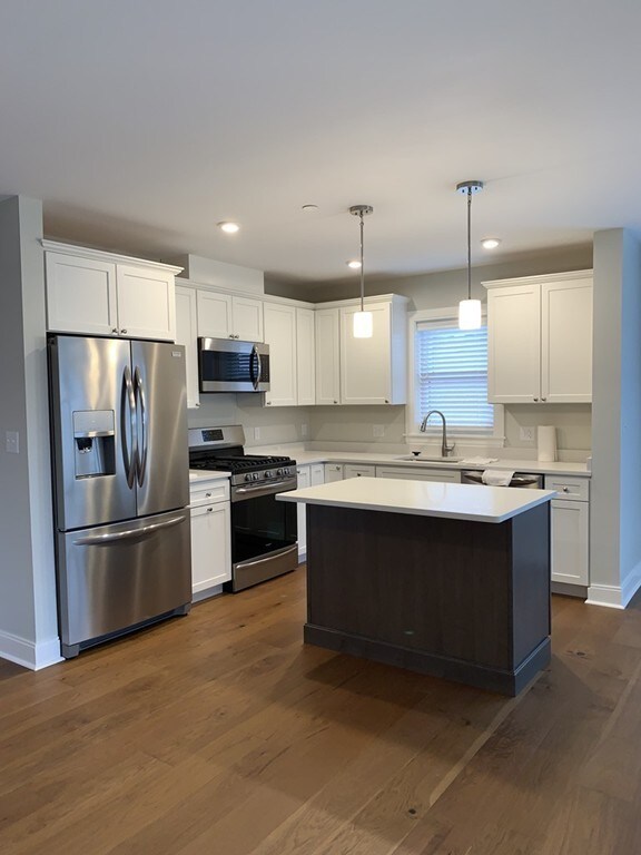 3 Bennett St unit 101, Wakefield, MA 01880 - photo 4