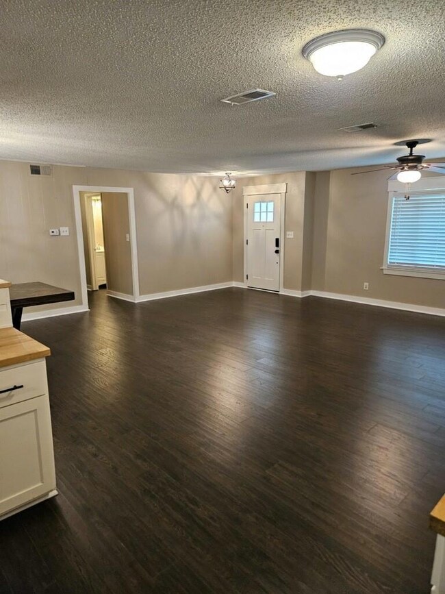 1309 Elaine St, Weatherford, TX 76086 - photo 5