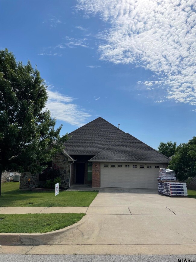 1539 1539 Skidmore, Tyler, TX 75703 - photo 2