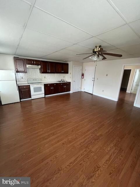 147 2ND FRONT E Main St, Mechanicsburg, PA 17055 - photo 2