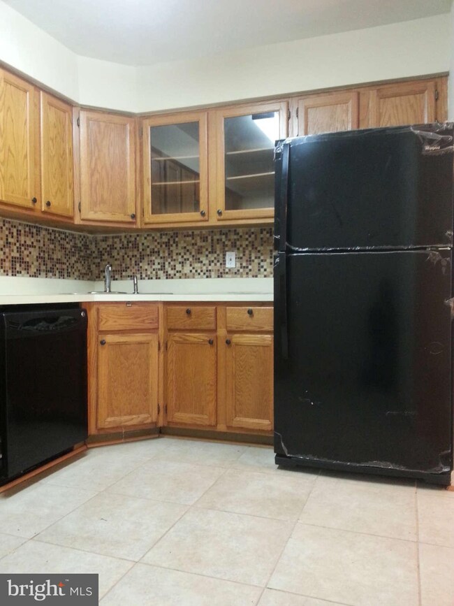 8909 Rusland Ct, Fort Washington, MD 20744 - photo 7