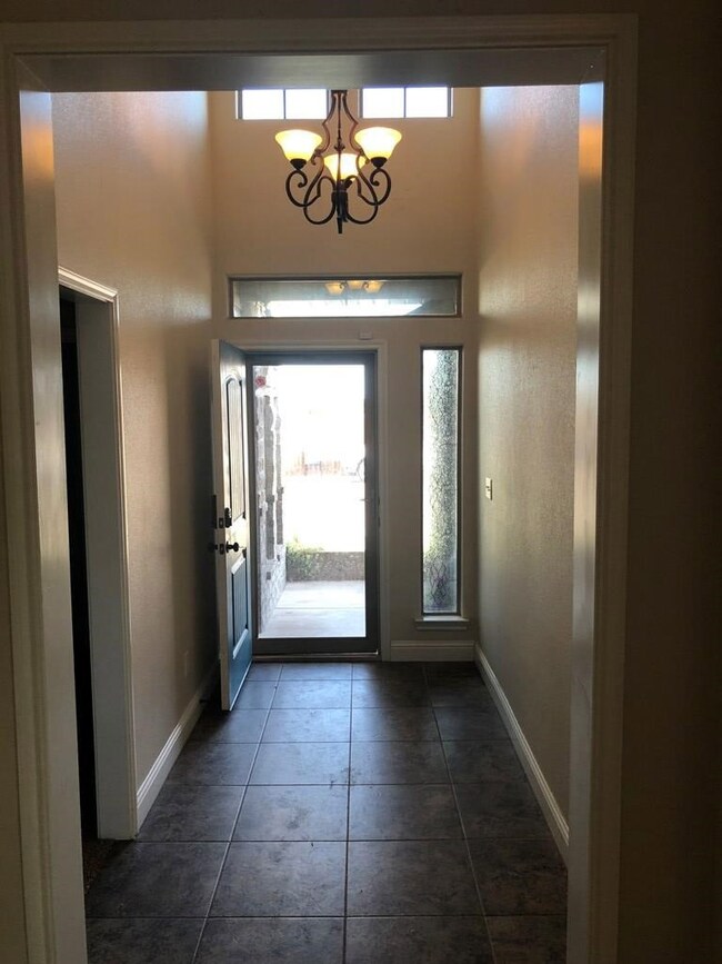 303 E 93rd St, Odessa, TX 79765 - photo 2