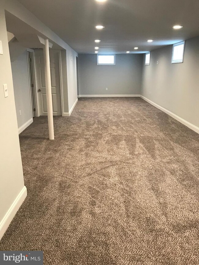 226 Lyndale Ave, Nottingham, MD 21236 - photo 5