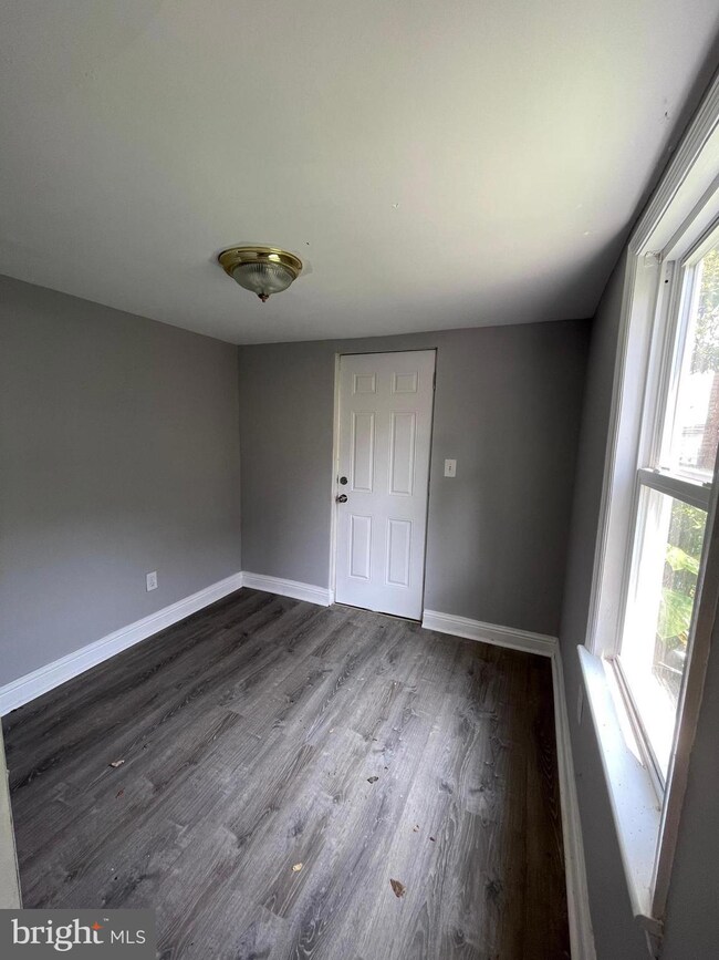 1428 E Oliver St, Baltimore, MD 21213 - photo 6