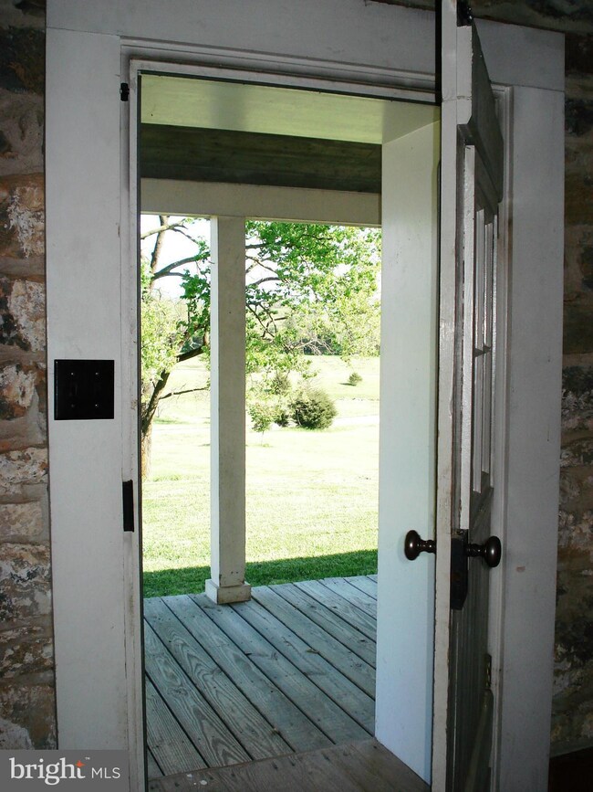 2884 Bordens Spring Rd, White Post, VA 22663 - photo 6