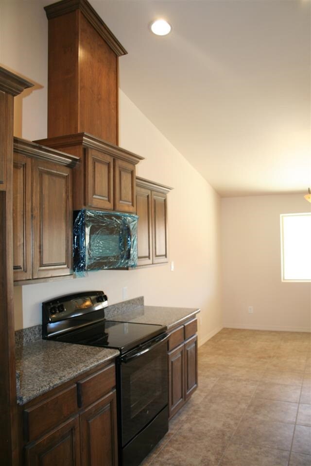 4341 W 13 Place, Yuma, AZ 85364 - photo 6