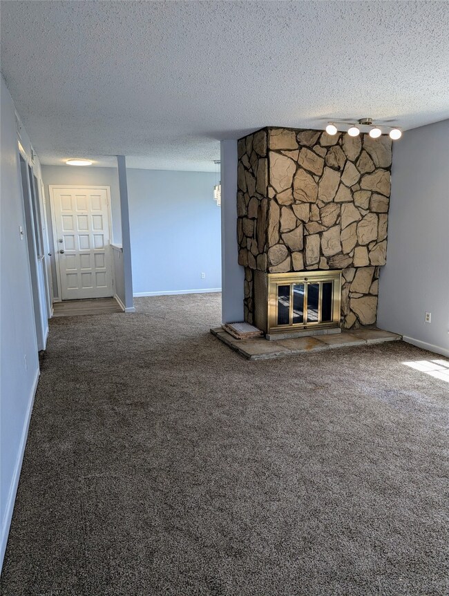 8560 Park Ln unit 237, Dallas, TX 75231 - photo 5