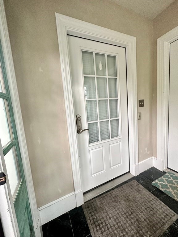 612 Huron Ave unit 1, Cambridge, MA 02138 - photo 4