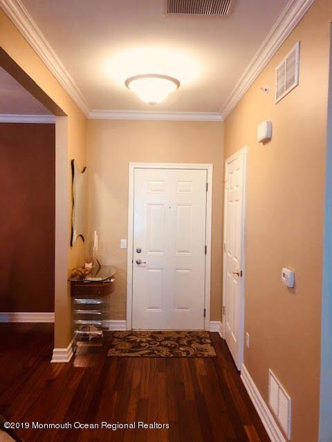 106 Knightsbridge Ln, Morganville, NJ 07751 - photo 3