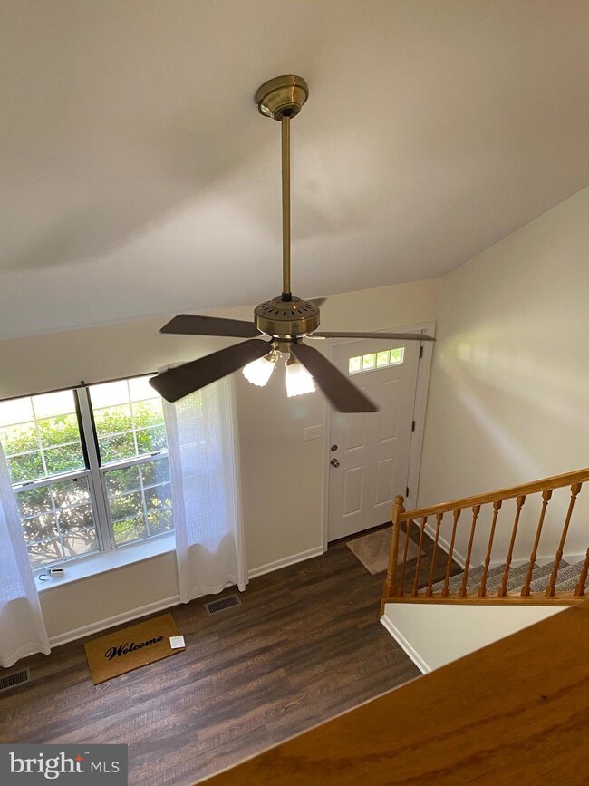 66 Wohl Ct, Severna Park, MD 21146 - photo 2