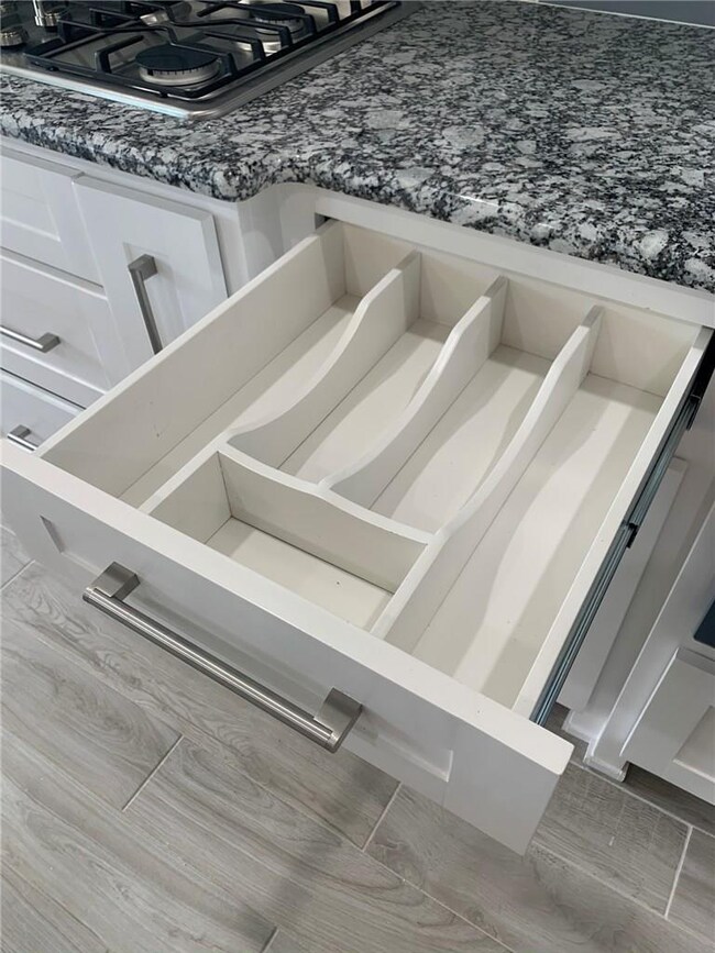 2376 Stonemill Dr, Fayetteville, AR 72701 - photo 6