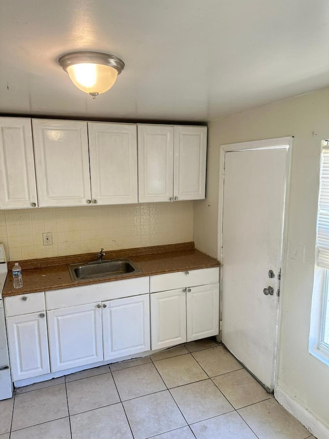 7805 Loomis St, Lantana, FL 33462 - photo 5