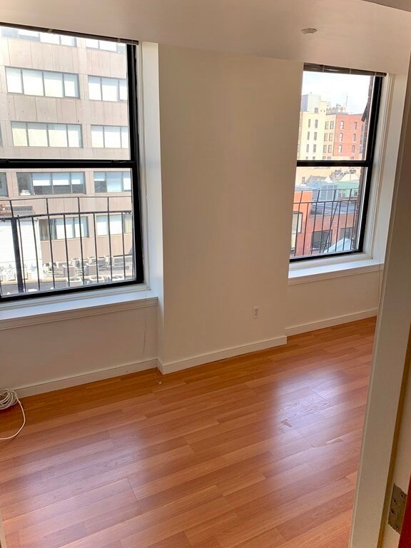 131 Tremont St unit 5G, Boston, MA 02111 - photo 5