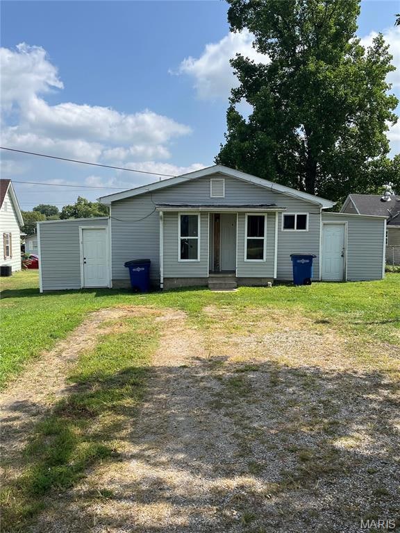 207 N Grant St, Desloge, MO 63601 - photo 2