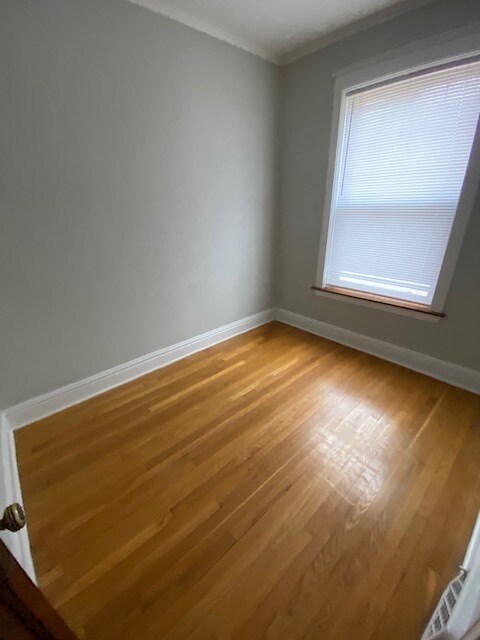 2125 W Ainslie St unit 1, Chicago, IL 60625 - photo 4