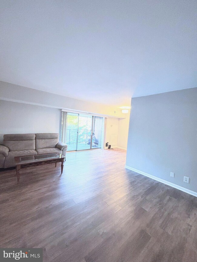 2245 Castle Rock Square unit 21C, Reston, VA 20191 - photo 6