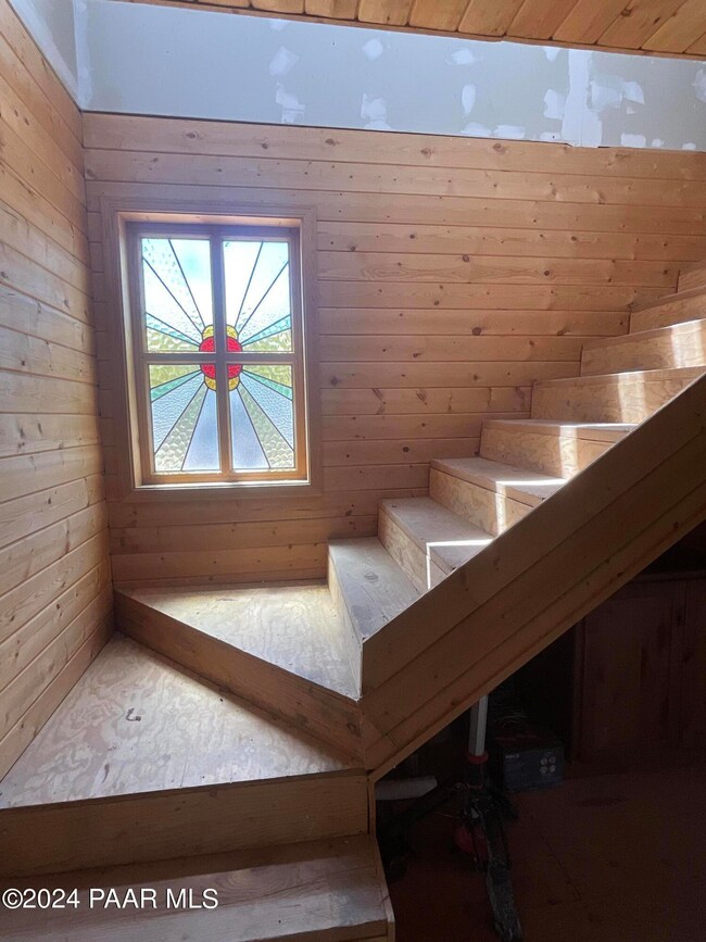 154 & 153 Gleed Station, Ash Fork, AZ 86320 - photo 6