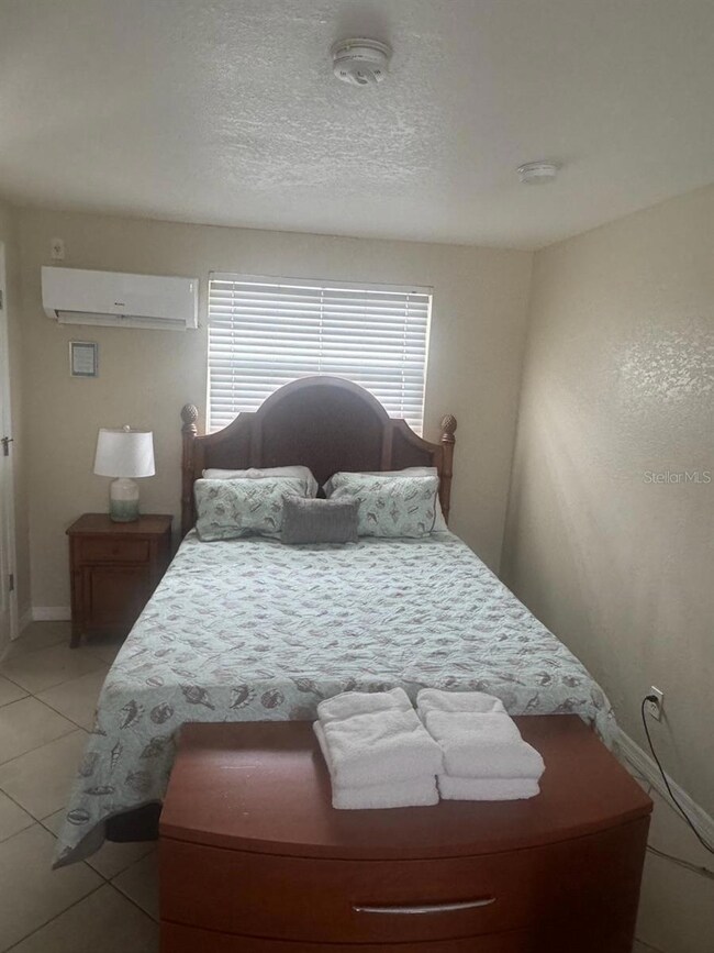 14715 Gulf Blvd unit 4, Madeira Beach, FL 33708 - photo 5