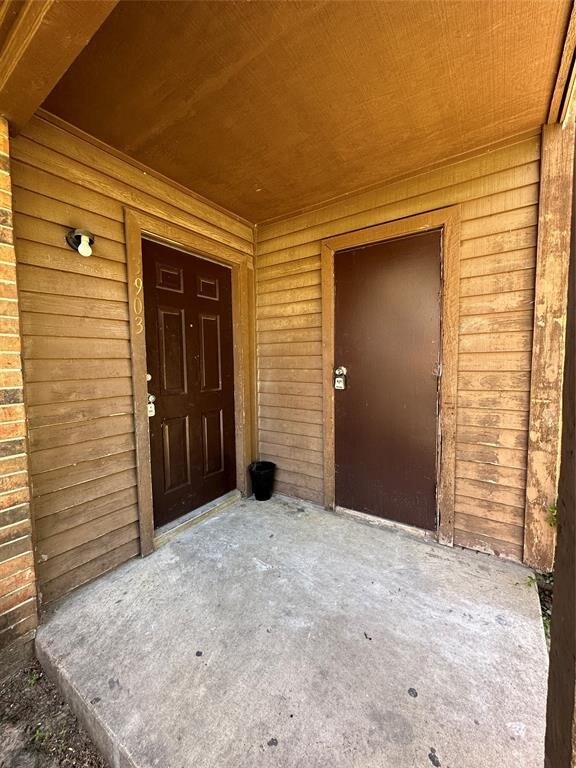 7200 T C Jester Blvd unit 3903, Houston, TX 77088 - photo 2