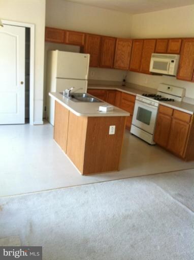 1217 Ring Bill Loop, Upper Marlboro, MD 20774 - photo 2