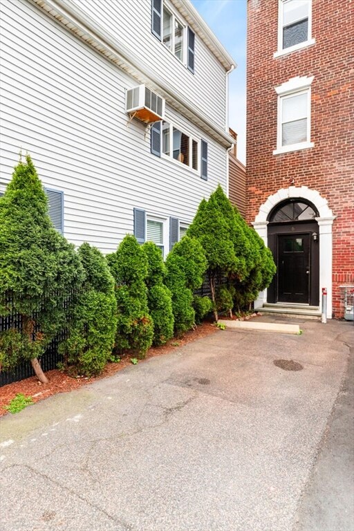 6 Bedford St unit 1R, Somerville, MA 02143 - photo 4