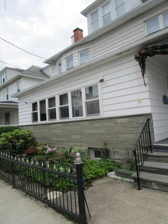 267 George Ave, Wilkes Barre, PA 18705 - photo 2