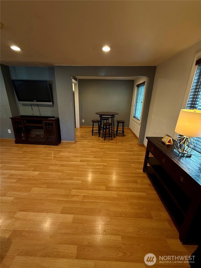 3533 SE 6th St, Renton, WA 98058 - photo 6