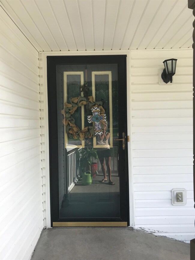 163 Hickory Hollow Dr, Dickson, TN 37055 - photo 2