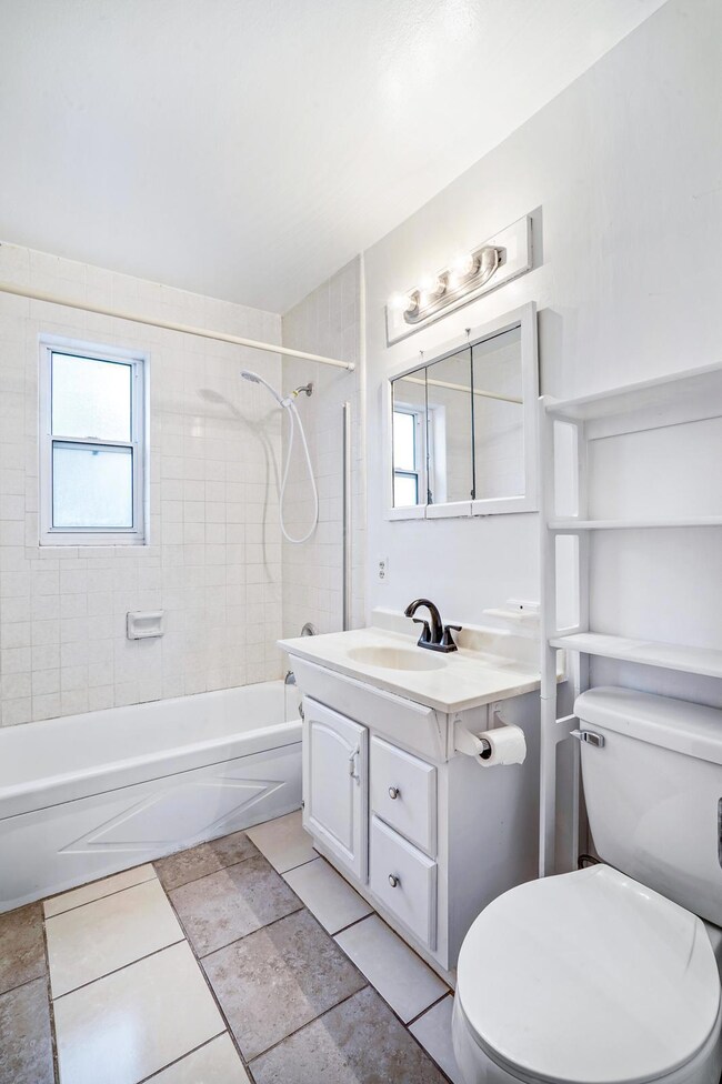 7904 Monterrey Dr, El Paso, TX 79915 - photo 5