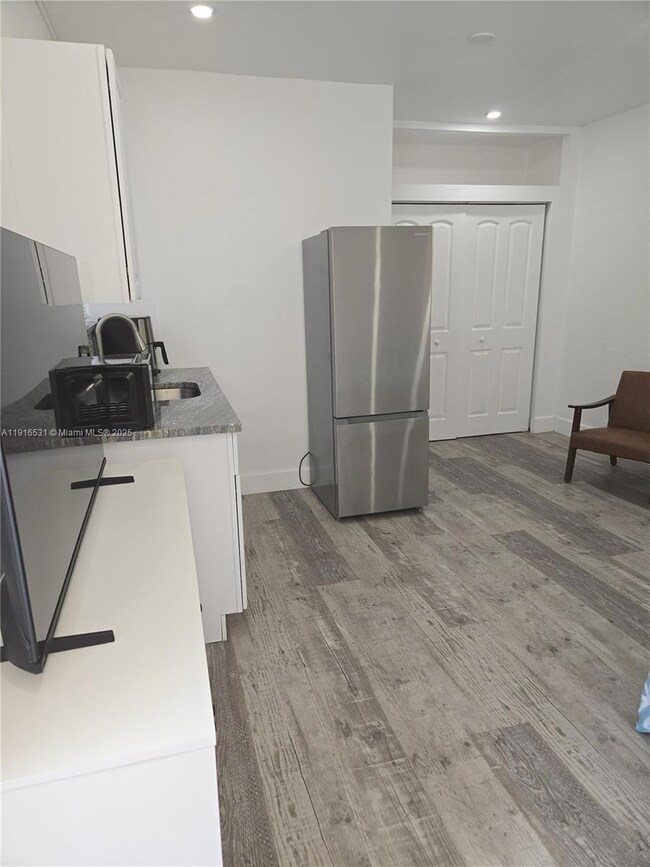 11030 NW 18th St unit 1, Pembroke Pines, FL 33026 - photo 5