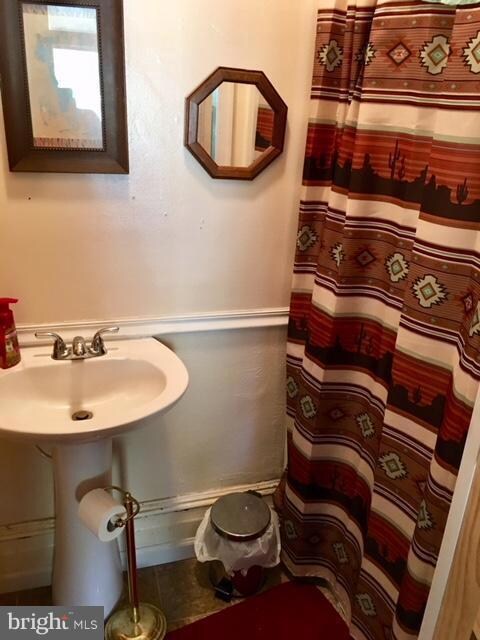 452 W Queen St, Chambersburg, PA 17201 - photo 7