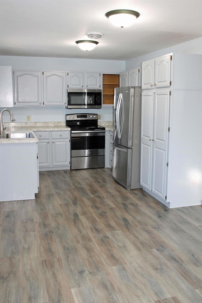 302 West St, New Hartford, IA 50660 - photo 6