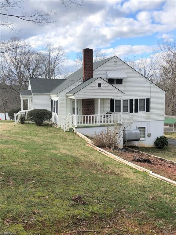 1522 Sunset Dr, Asheboro, NC 27205 - photo 4