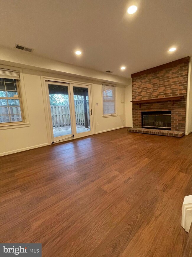 2061 Van Tuyl Place, Falls Church, VA 22043 - photo 6