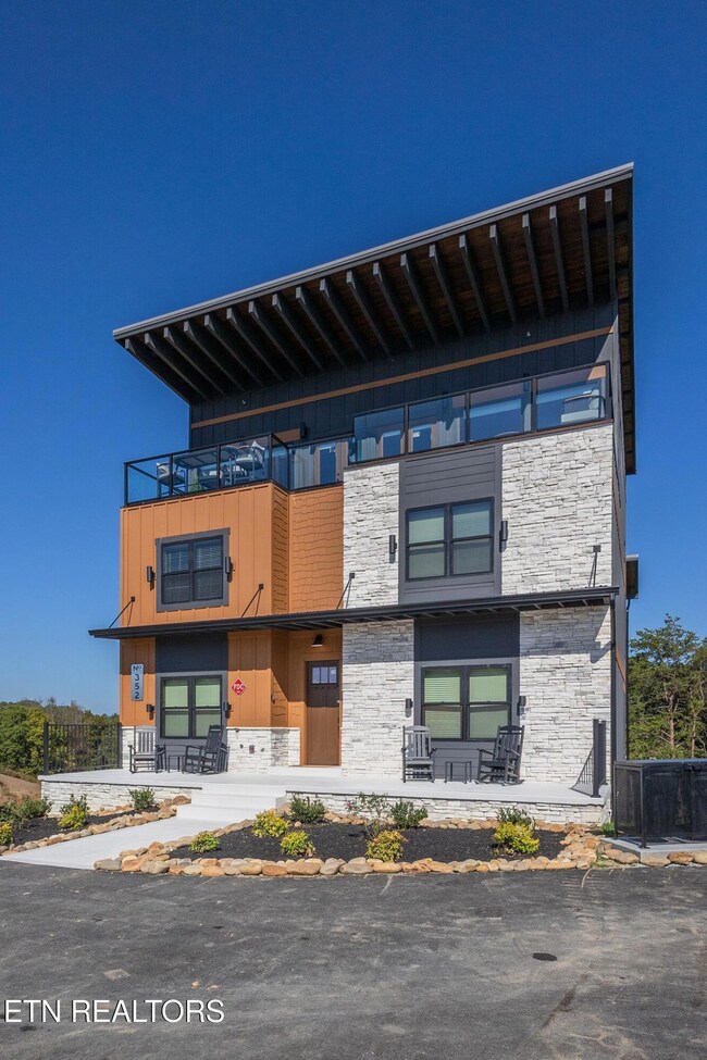 352 Rambling Creek Way unit Lot 66R, Sevierville, TN 37862 - photo 3