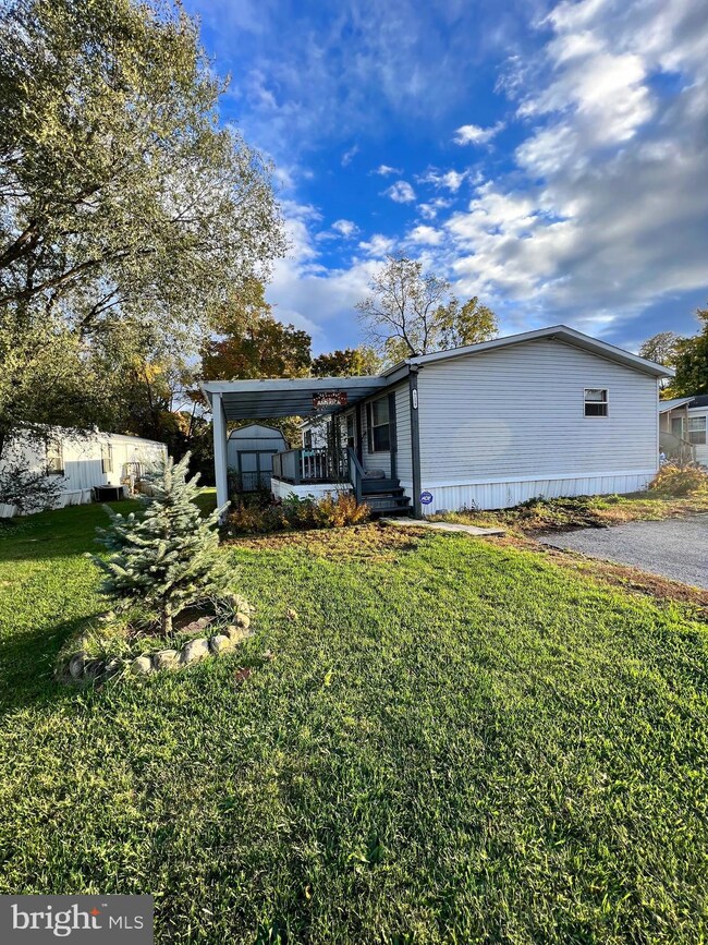 6158 Nugget Way, Saint Thomas, PA 17252 - photo 2