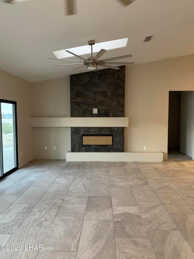 2D8DC4A5-F971-4A3C-9D2B-A904A38C06DE