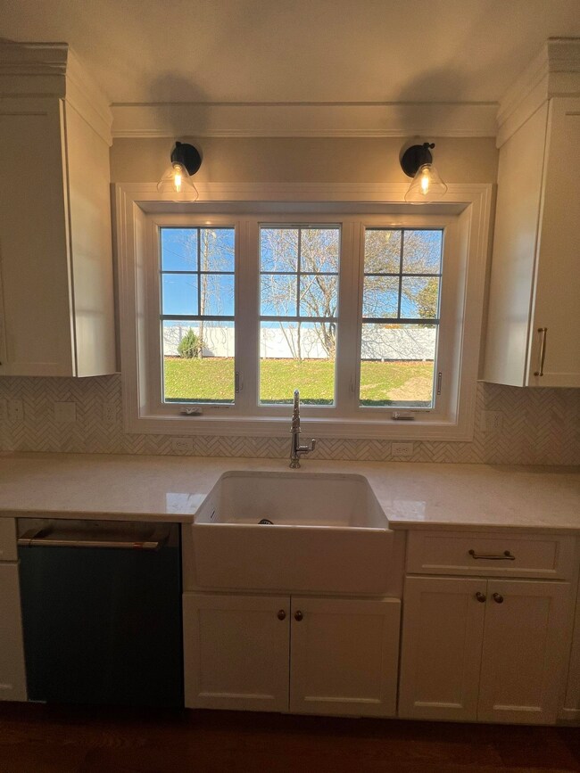 24 Sage Ln unit 2, Greenland, NH 03840 - photo 6