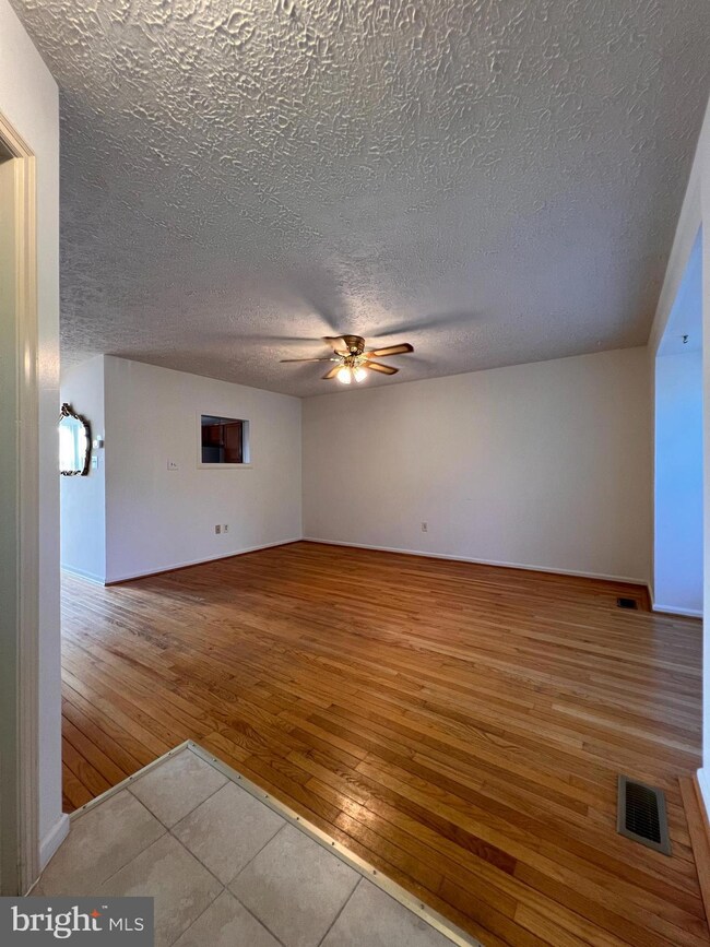 18901 Port Haven Place, Germantown, MD 20874 - photo 4