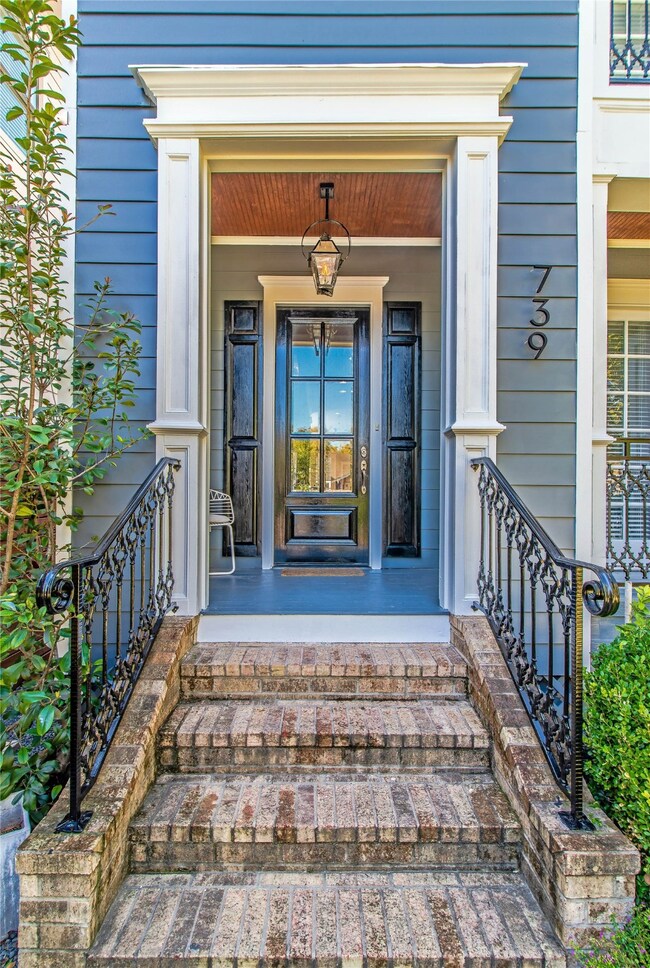 739 Allston St, Houston, TX 77007 - photo 3