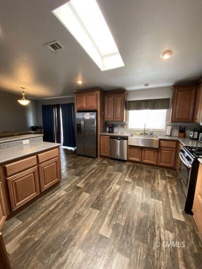 Another view of the kitchen