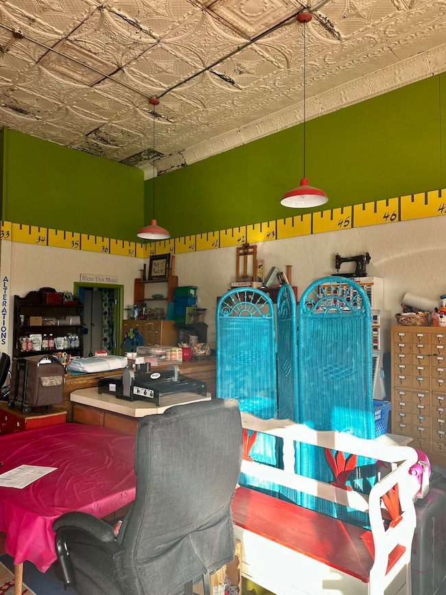 121 E Main St, Watonga, OK 73772 - photo 2