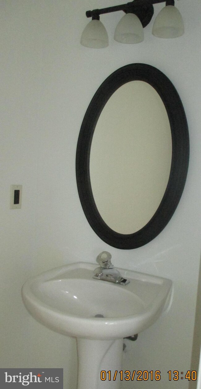 213 Chestnut Dr, Elkton, MD 21921 - photo 6